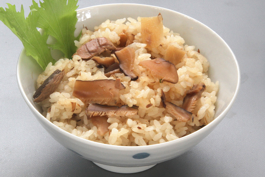 かつおの炊込みご飯の素