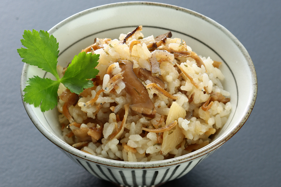 しらすの炊込みご飯の素
